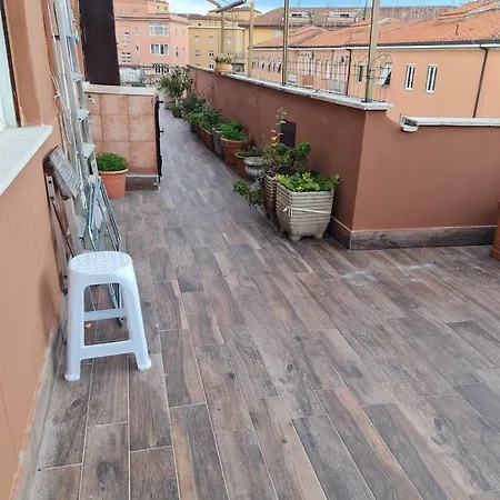 La Terrazza Su *